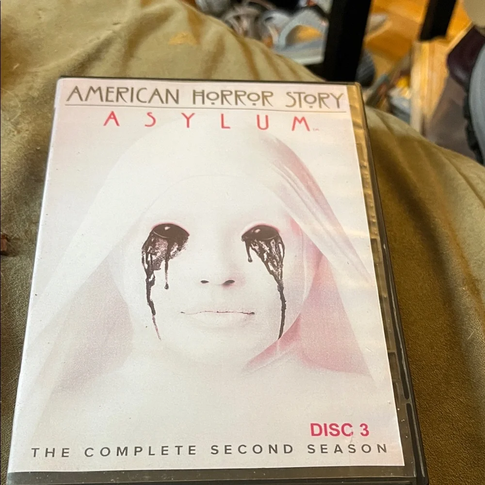 American Horror Story Asylum DVD Complete series 4 disks